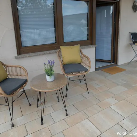 Palatina Living Apartment